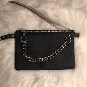 Michael Kors Fanny pack ❤️